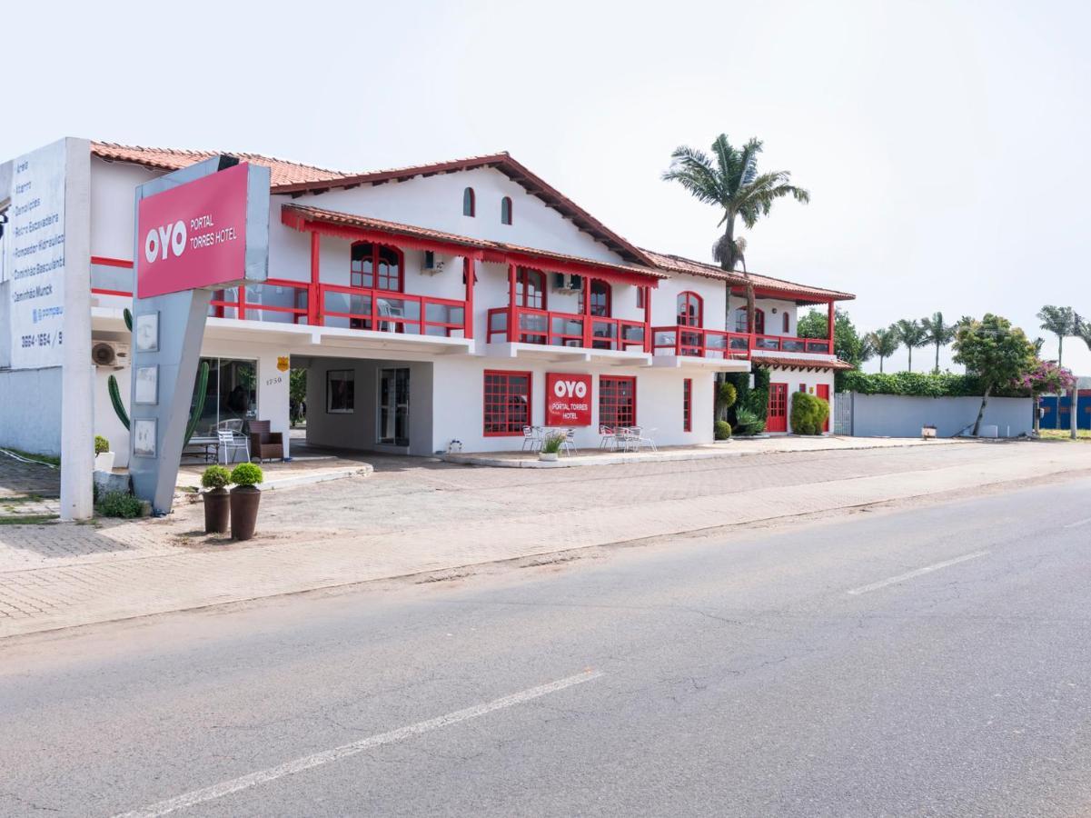 Oyo Portal Torres Hotel ปาสโซ เด ตอร์เรส ภายนอก รูปภาพ